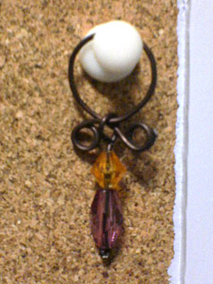 ピアス掛けパーツ